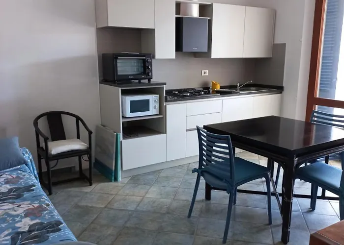 Lina - La Sorella Nisporto